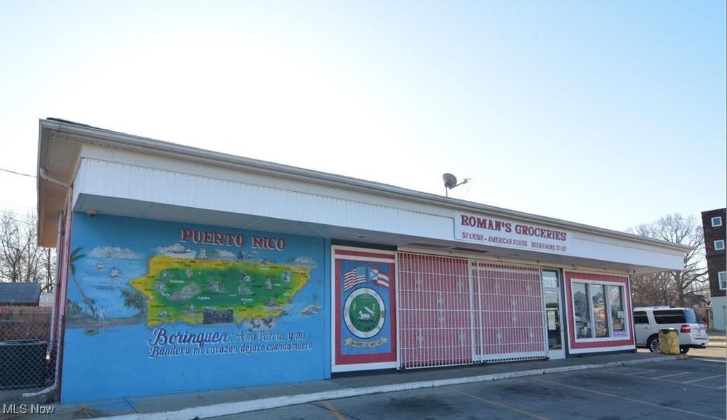 2957 Pearl Avenue Lorain OH 44055