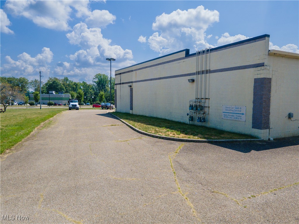 2052 Romig Road Akron OH 44320