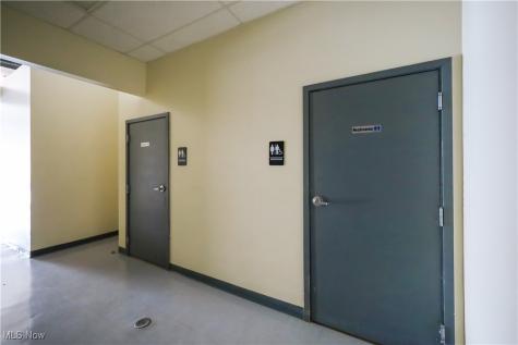 2052 Romig Road Akron OH 44320