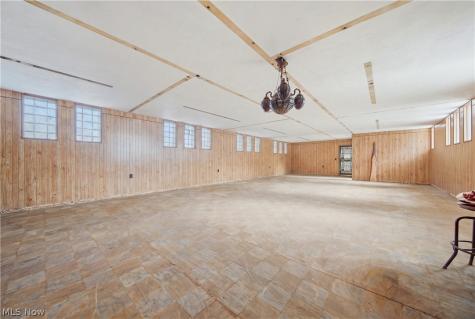 212 Federal Avenue NE Massillon OH 44646