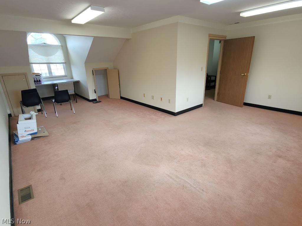 115 W Aurora Road Northfield Center OH 44067