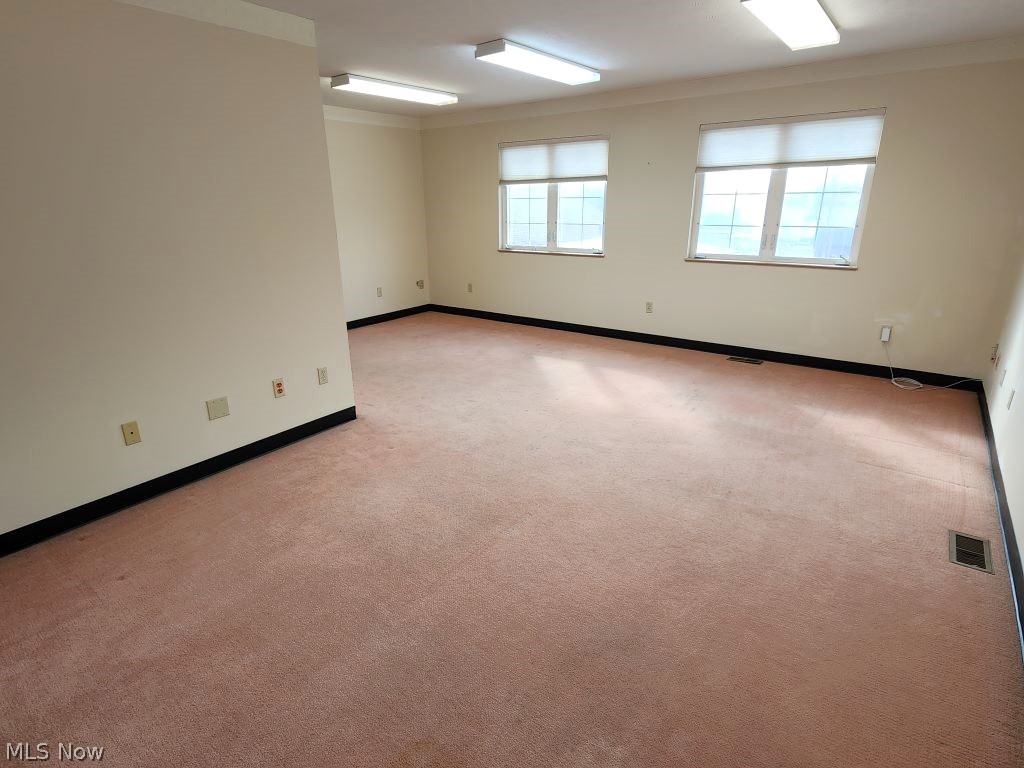 115 W Aurora Road Northfield Center OH 44067