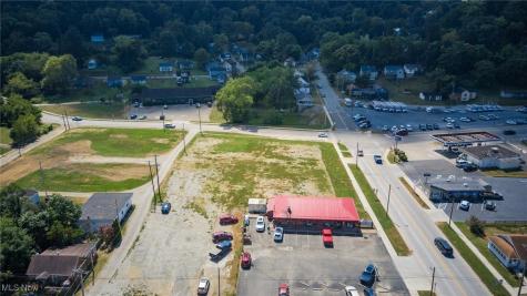 325 Dewey Avenue Cambridge OH 43725