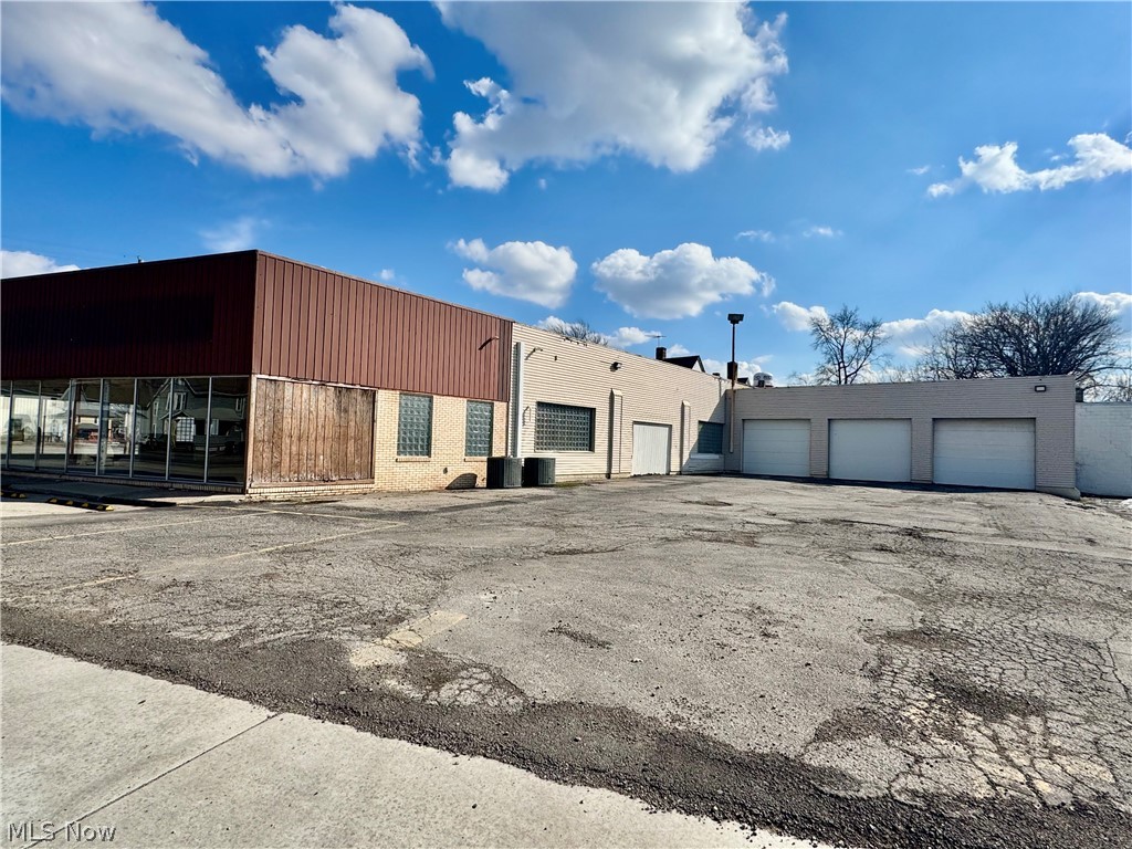 167 Cleveland Street Elyria OH 44035