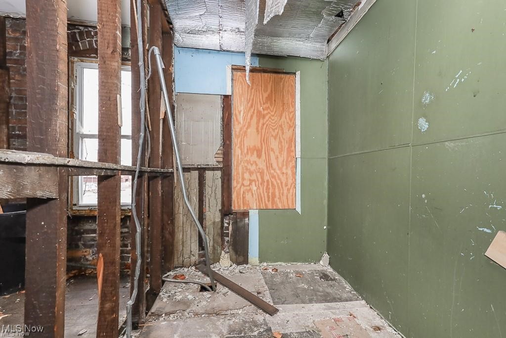 2104 E 28th Street Lorain OH 44055