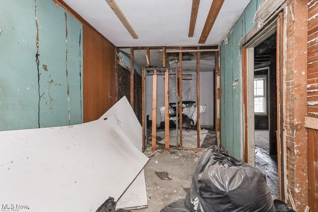 2104 E 28th Street Lorain OH 44055