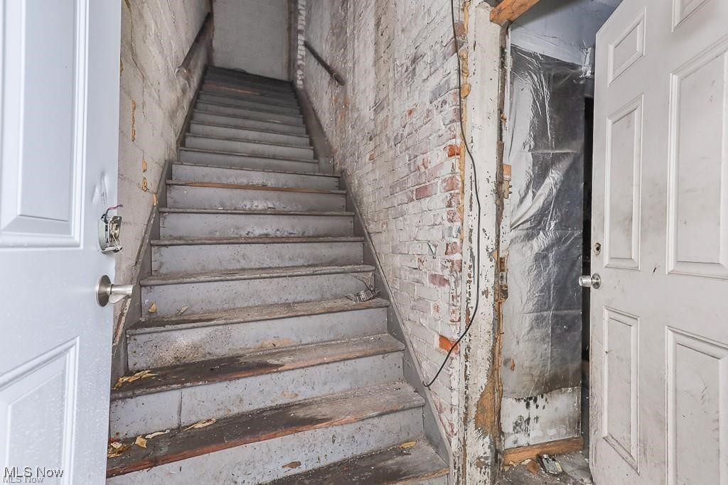 2104 E 28th Street Lorain OH 44055