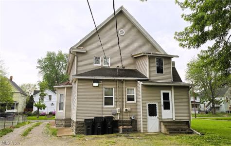 229 5th Street Elyria OH 44035
