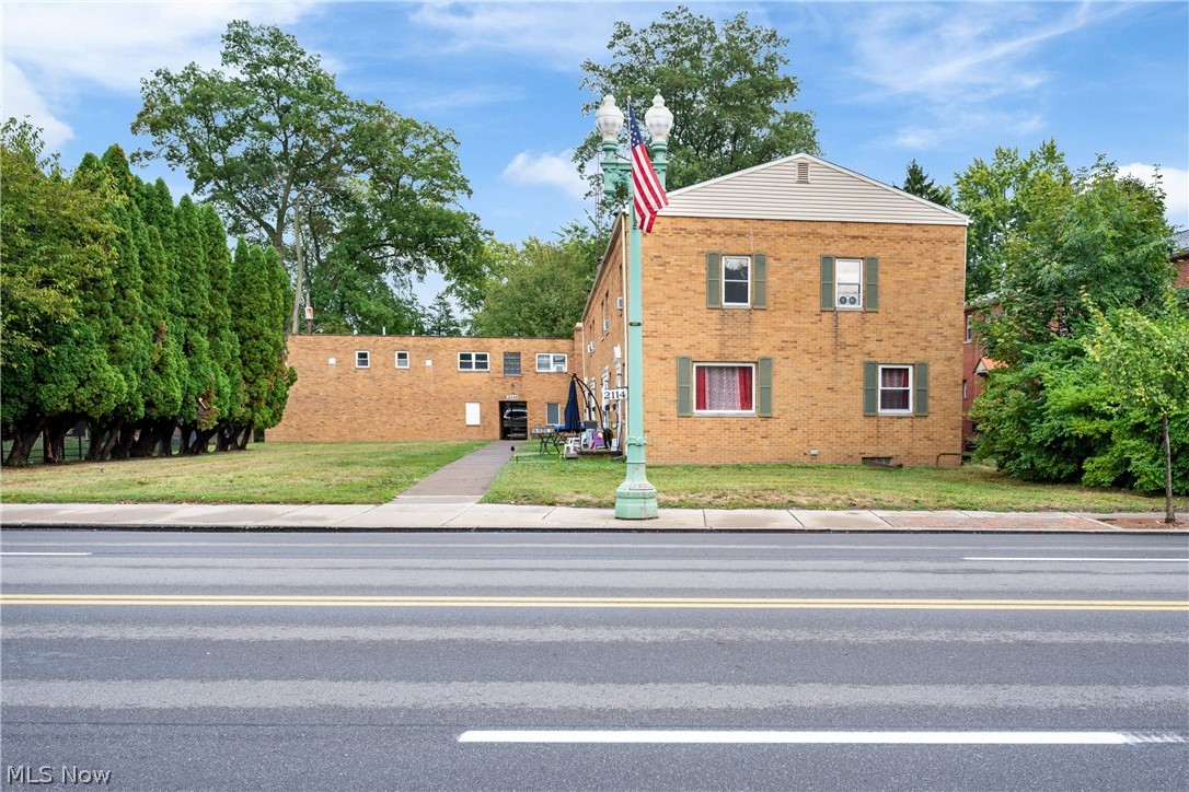 2114 Market Avenue N Canton OH 44714