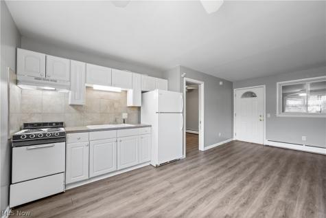 2114 Market Avenue N Canton OH 44714