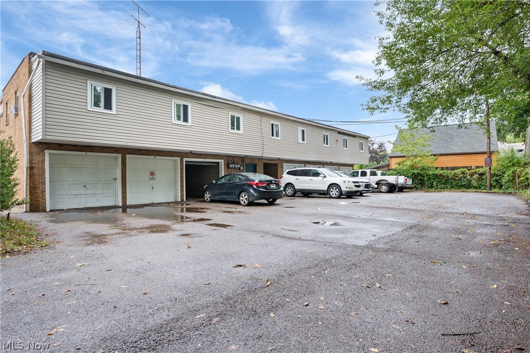 2114 Market Avenue N Canton OH 44714