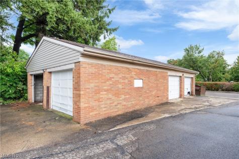 2114 Market Avenue N Canton OH 44714