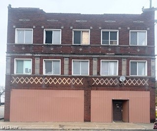 41 Stanton Avenue Akron OH 44301