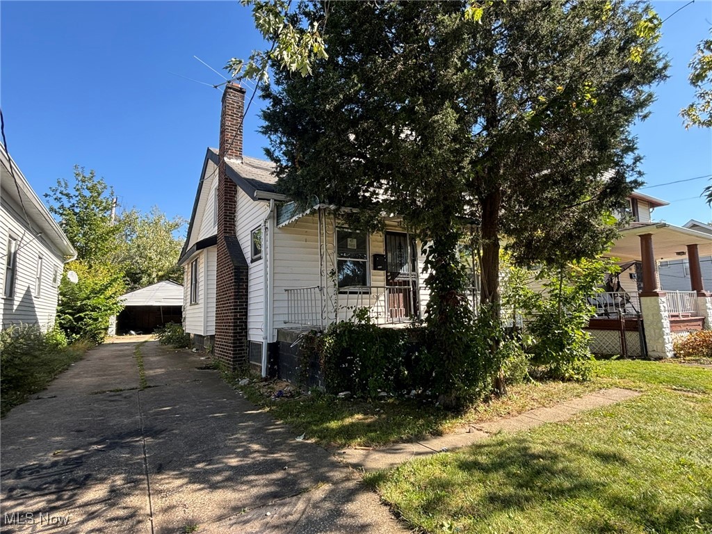 3833 E 144th Street Cleveland OH 44128