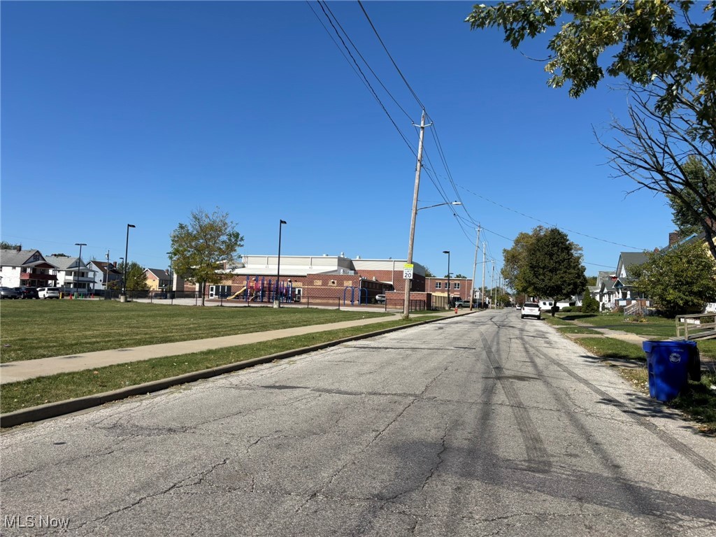 3833 E 144th Street Cleveland OH 44128