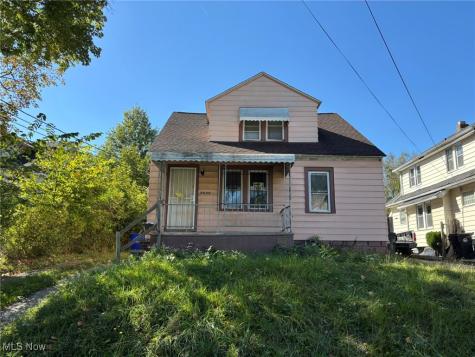3833 E 144th Street Cleveland OH 44128