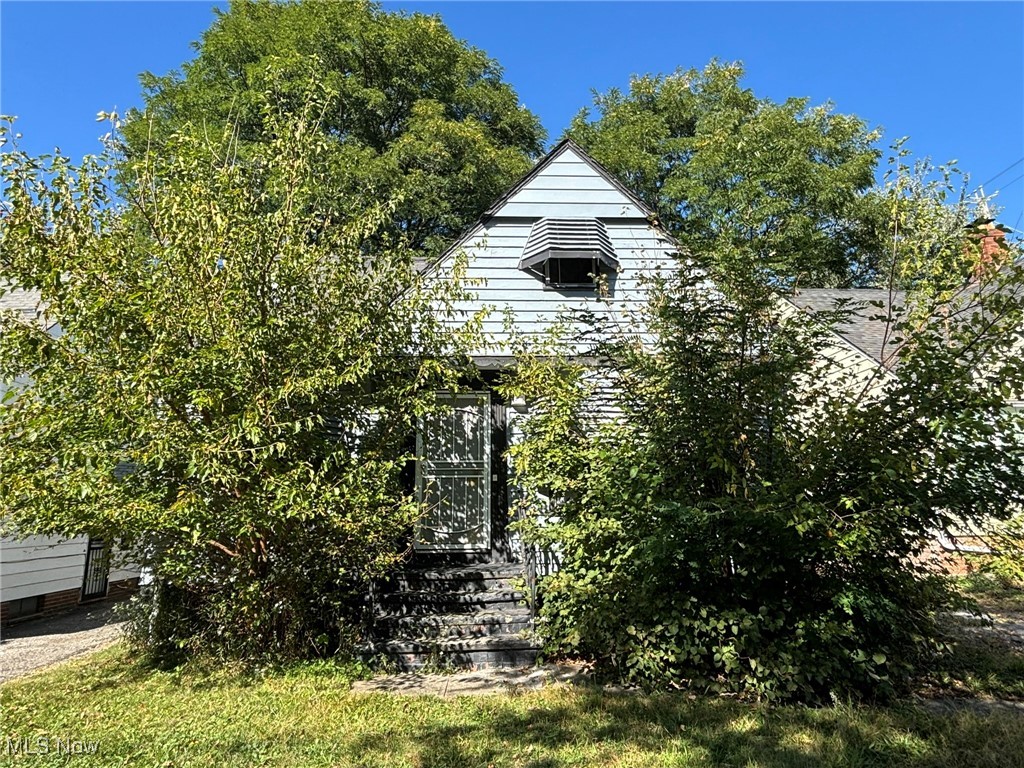 3833 E 144th Street Cleveland OH 44128