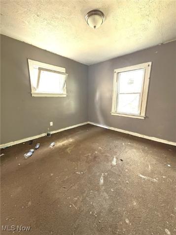 3833 E 144th Street Cleveland OH 44128