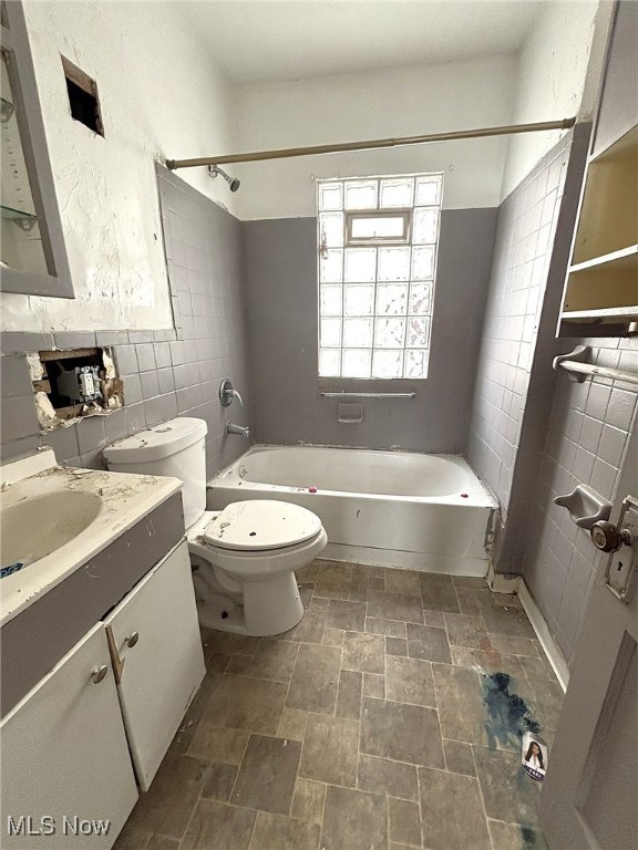 3833 E 144th Street Cleveland OH 44128