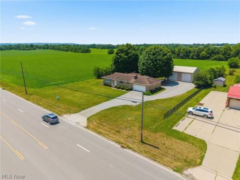 4775 Erie Avenue SW Navarre OH 44662