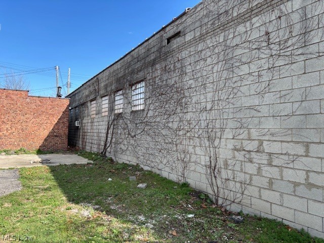 632 E 162nd Street Cleveland OH 44110