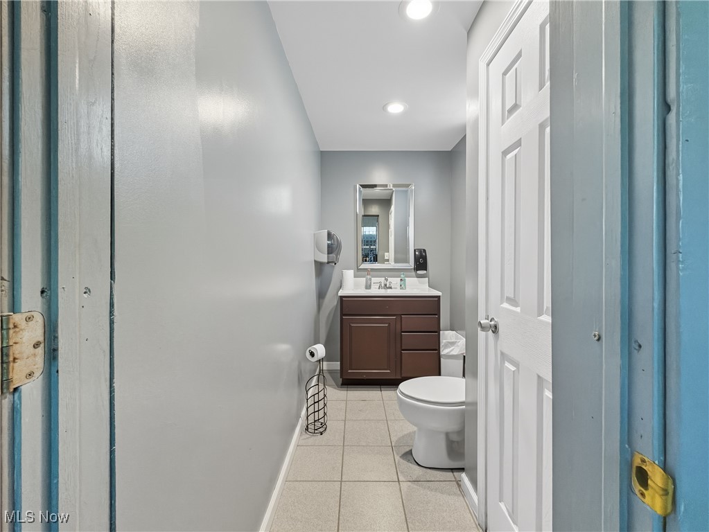 1775 N Main Niles OH 44446