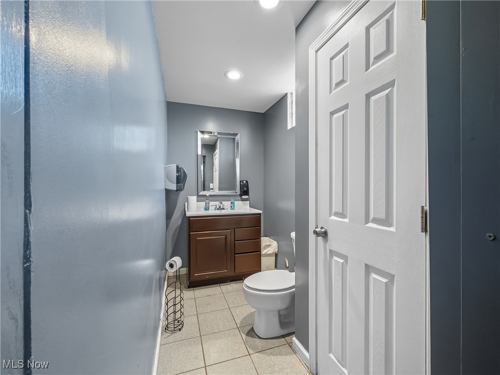 1775 N Main Niles OH 44446