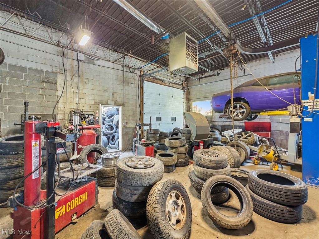 1775 N Main Niles OH 44446
