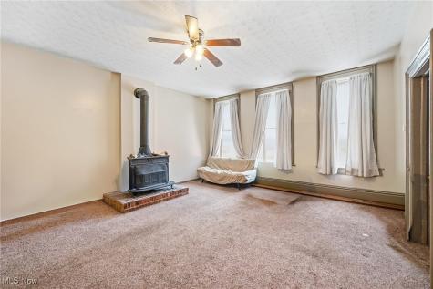 9 S Park Avenue Lisbon OH 44432