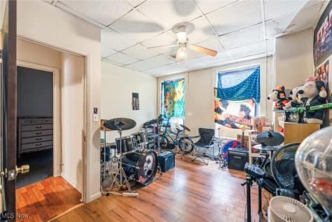 9 S Park Avenue Lisbon OH 44432