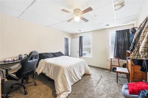 9 S Park Avenue Lisbon OH 44432