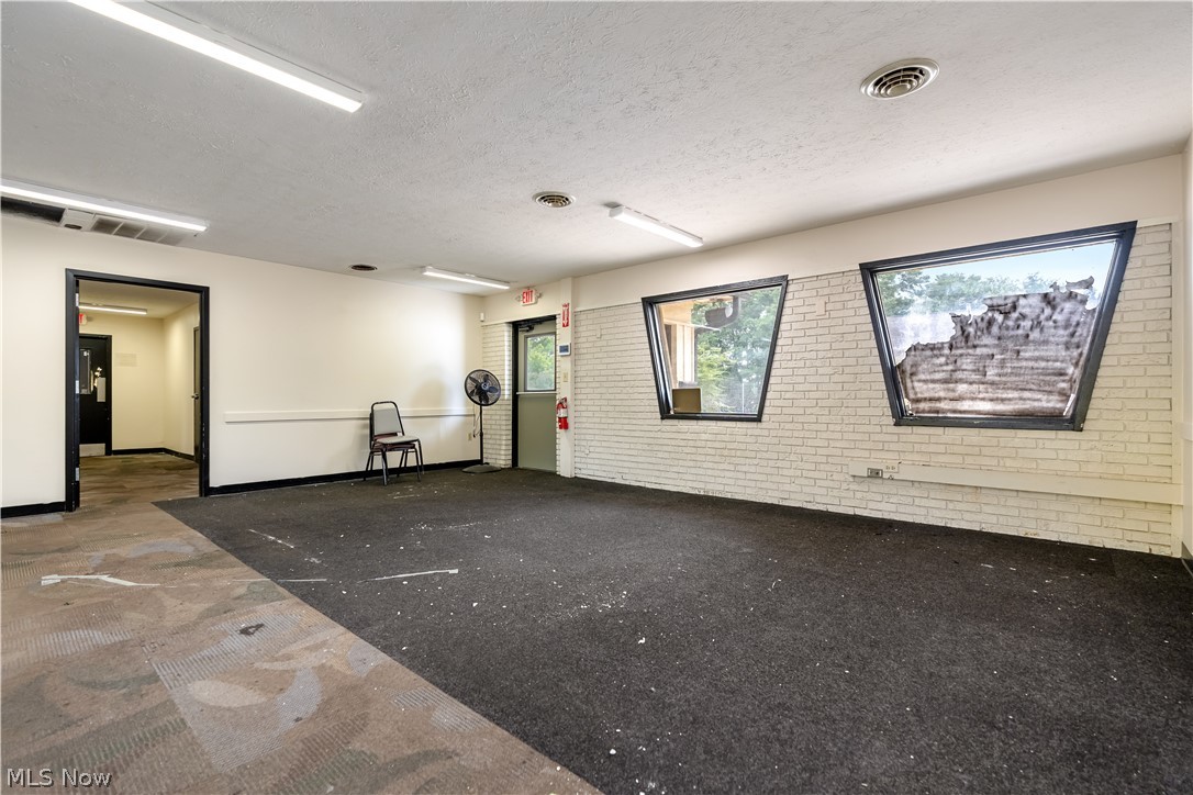 1235 E Tallmadge Avenue Akron OH 44310
