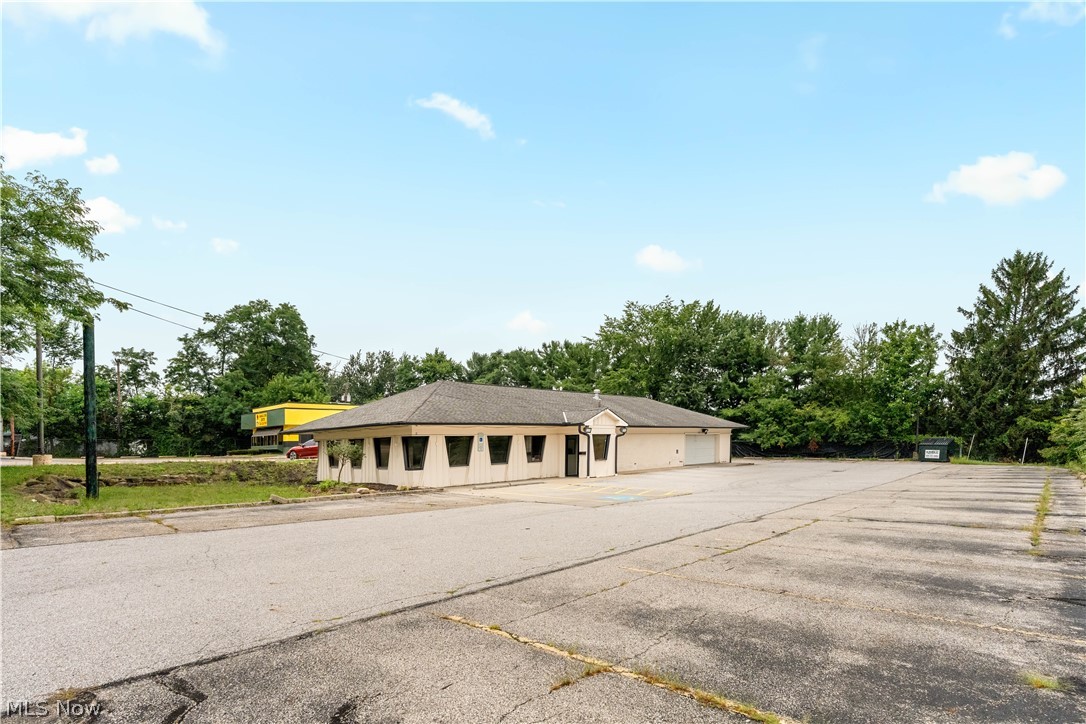1235 E Tallmadge Avenue Akron OH 44310