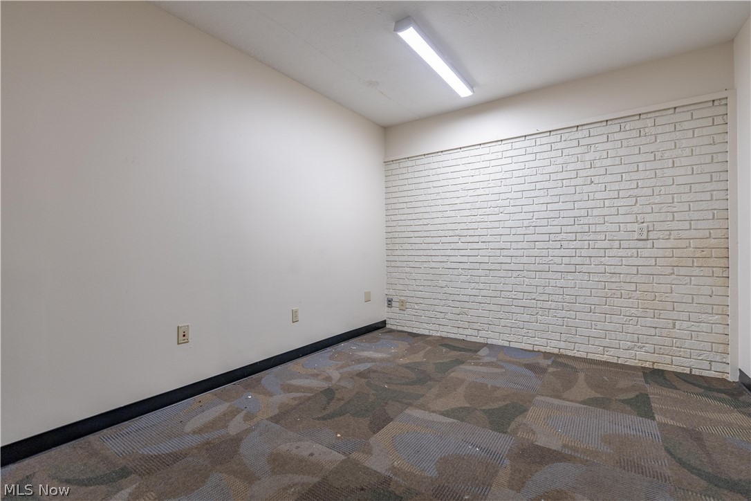 1235 E Tallmadge Avenue Akron OH 44310