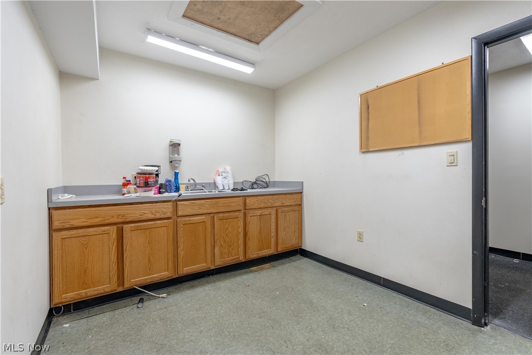 1235 E Tallmadge Avenue Akron OH 44310