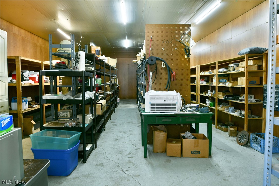 4085 Herner County Line Road Southington OH 44470