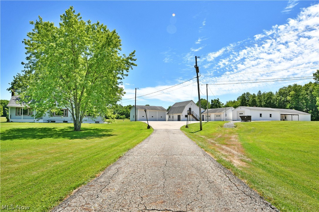 4085 Herner County Line Road Southington OH 44470