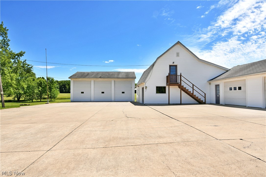 4085 Herner County Line Road Southington OH 44470