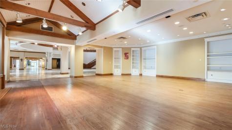 5825 Raiders Road Frazeysburg OH 43822