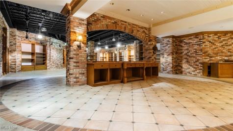 5825 Raiders Road Frazeysburg OH 43822