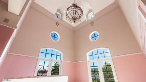 5825 Raiders Road Frazeysburg OH 43822