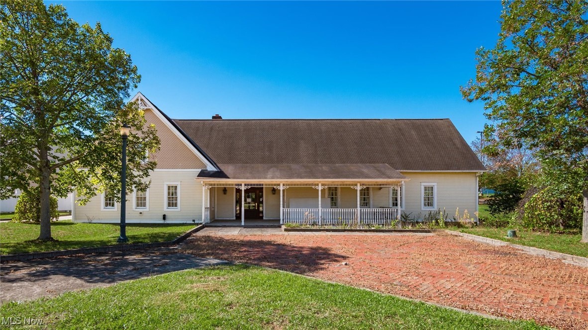 5825 Raiders Road Frazeysburg OH 43822