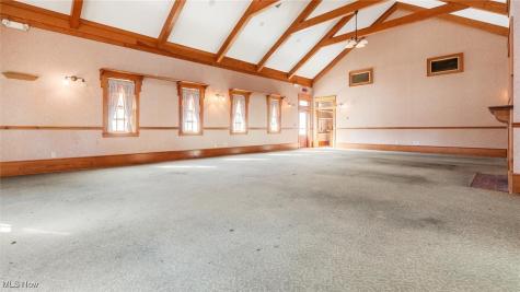 5825 Raiders Road Frazeysburg OH 43822