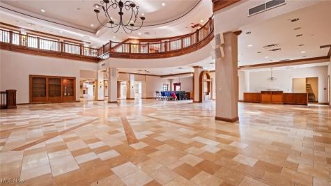 5825 Raiders Road Frazeysburg OH 43822