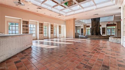 5825 Raiders Road Frazeysburg OH 43822