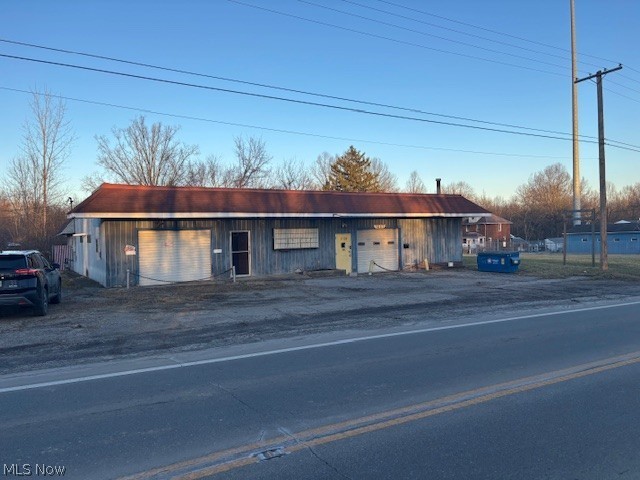 1667 N Main Street Niles OH 44446