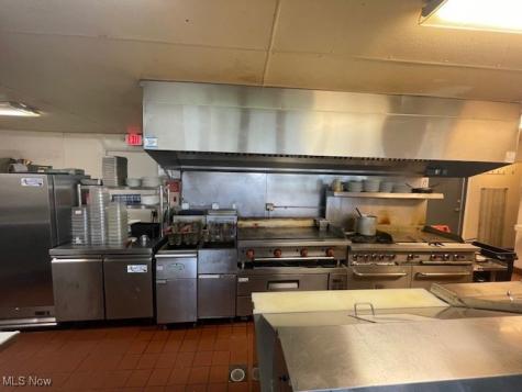 3020 Harrisburg Road NE Canton OH 44705