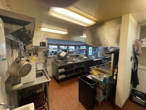 3020 Harrisburg Road NE Canton OH 44705