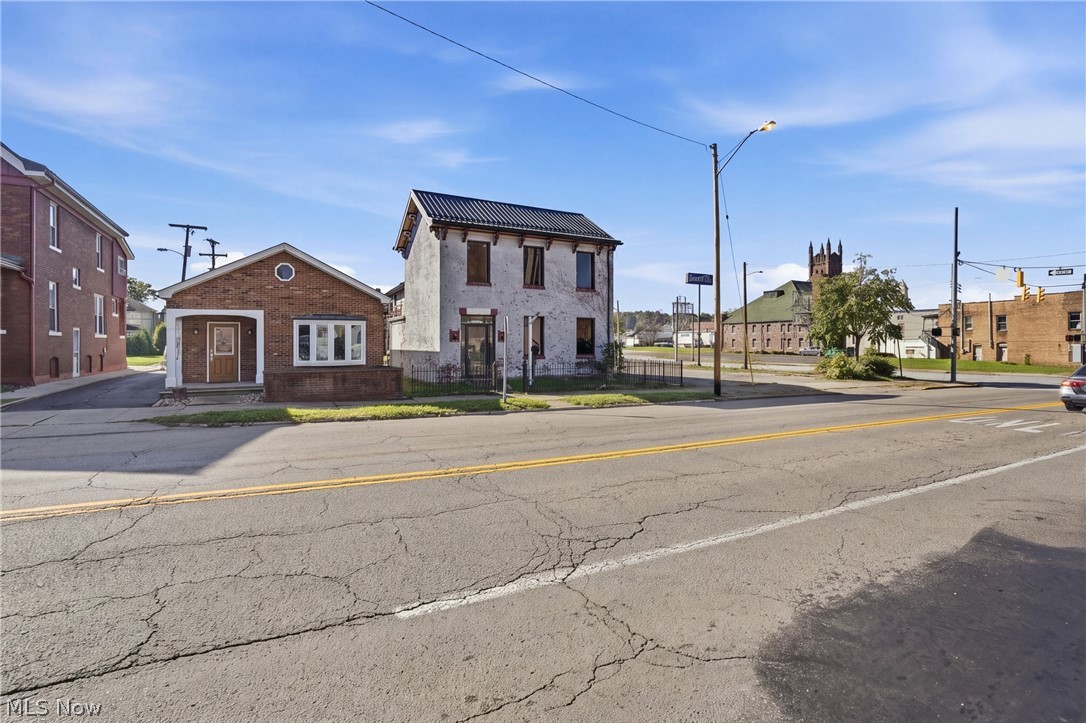 712 Market Street Zanesville OH 43701
