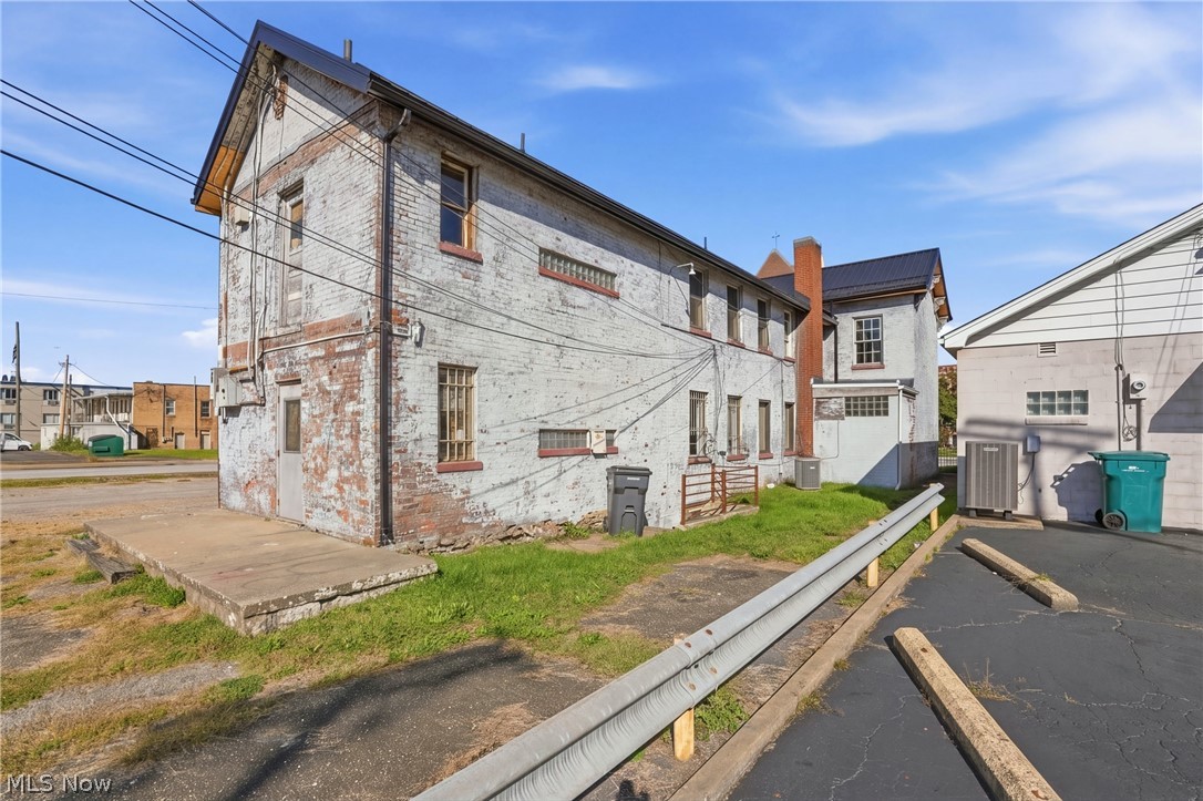 712 Market Street Zanesville OH 43701